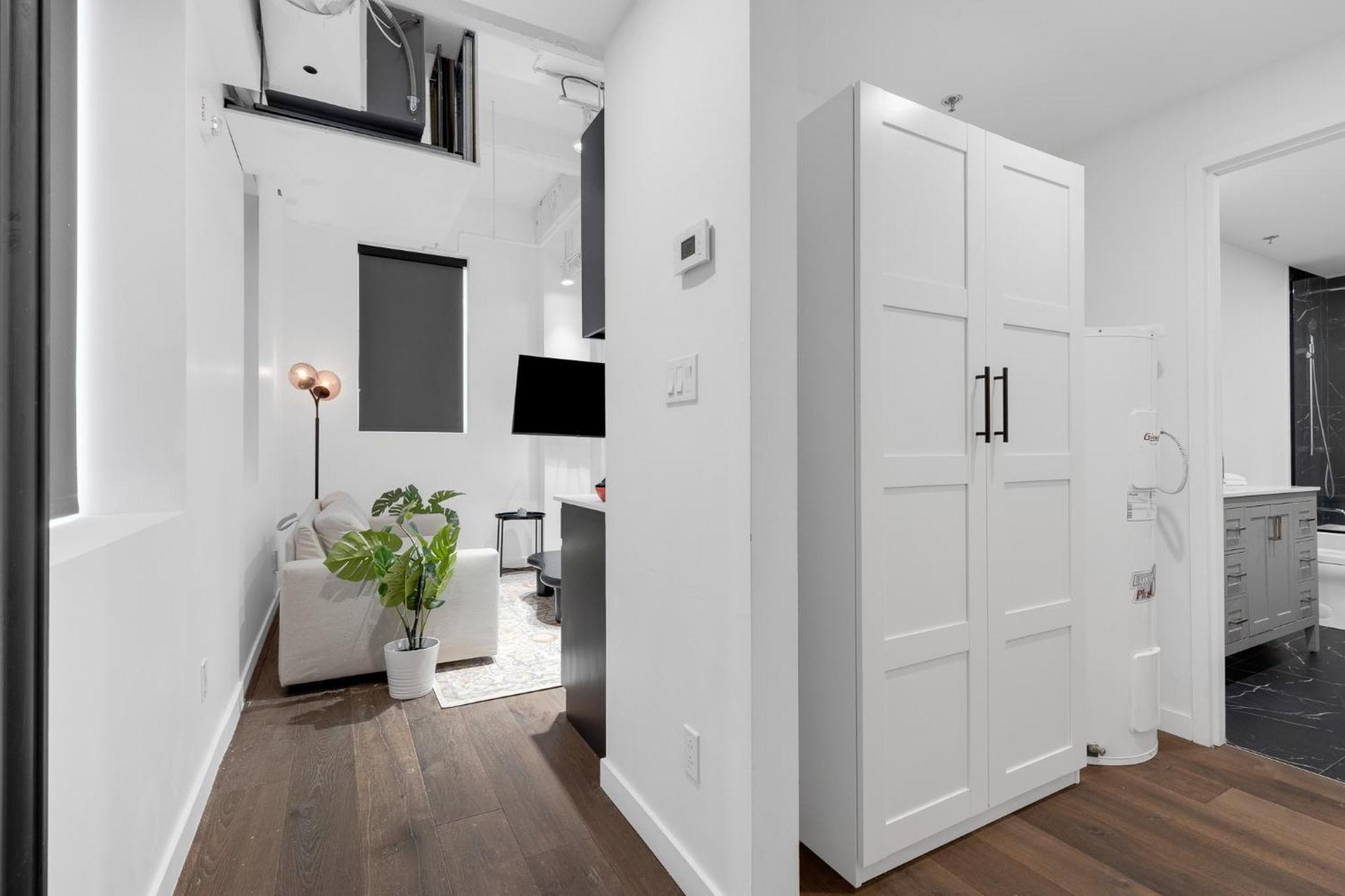 Bakan - Sainte Catherine Montreal Phòng bức ảnh